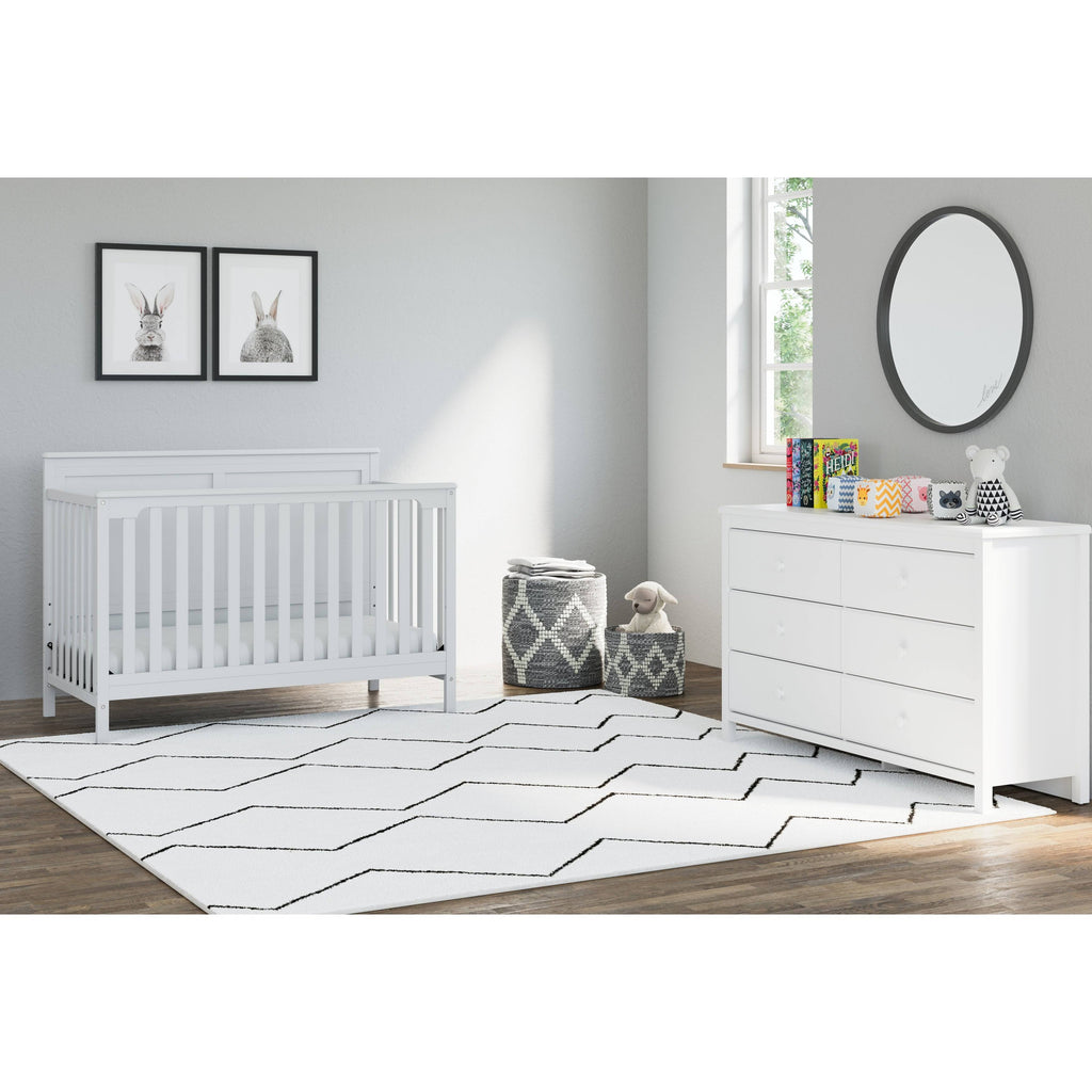 White 4-in-1 Convertible Crib Q963943