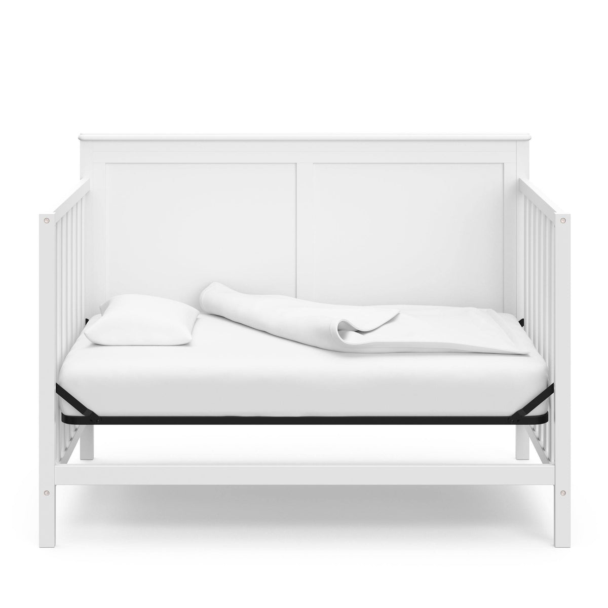 White 4-in-1 Convertible Crib Q963943