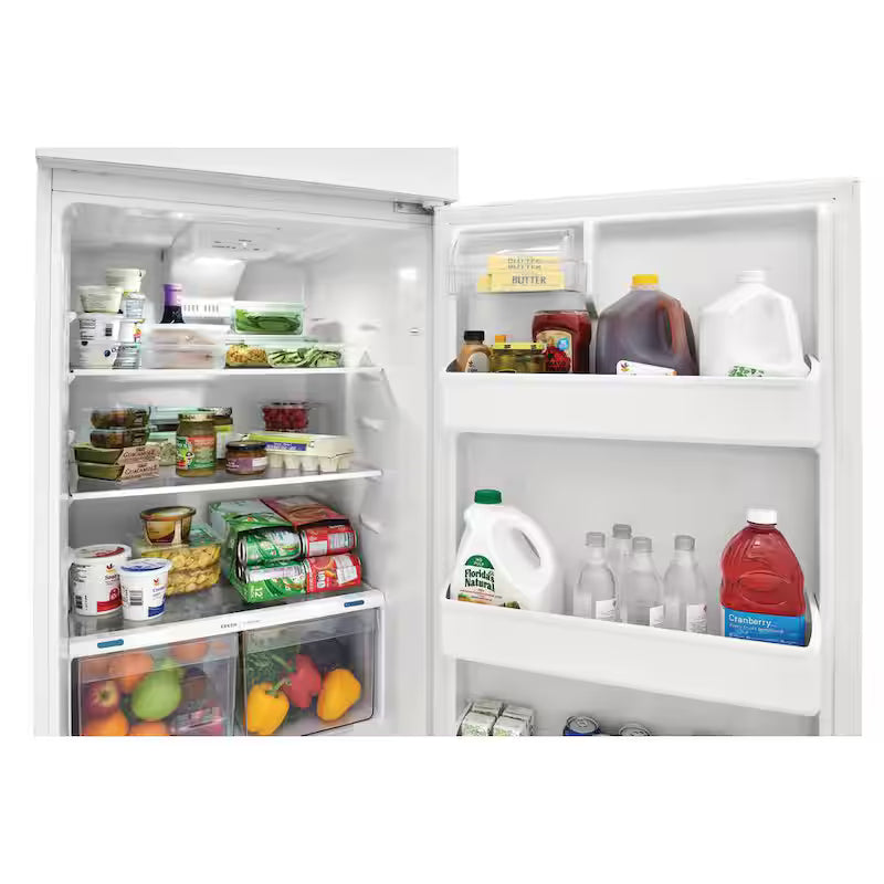 White 17.6 cu. ft. Top Freezer Refrigerator Z9583
