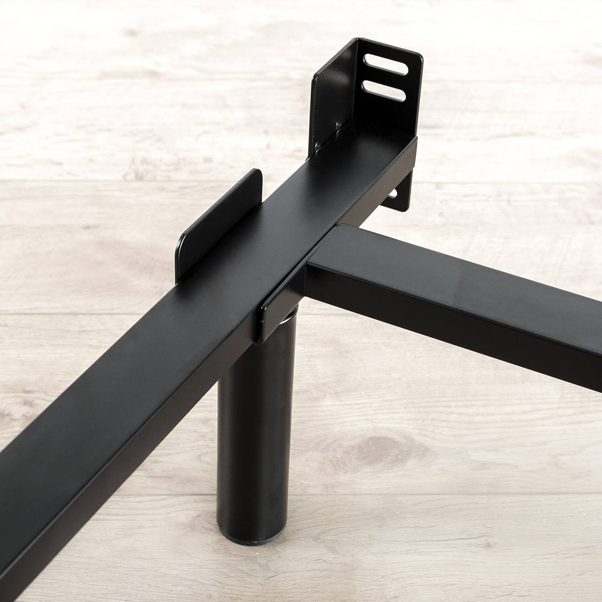 Heavy Duty 7-Inch Adjustable Bed Frame D2707