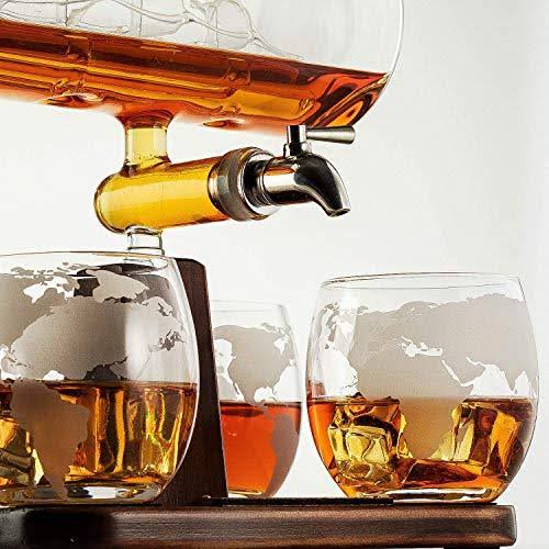 Whiskey Decanter Set with 4 Globe Glasses R577191