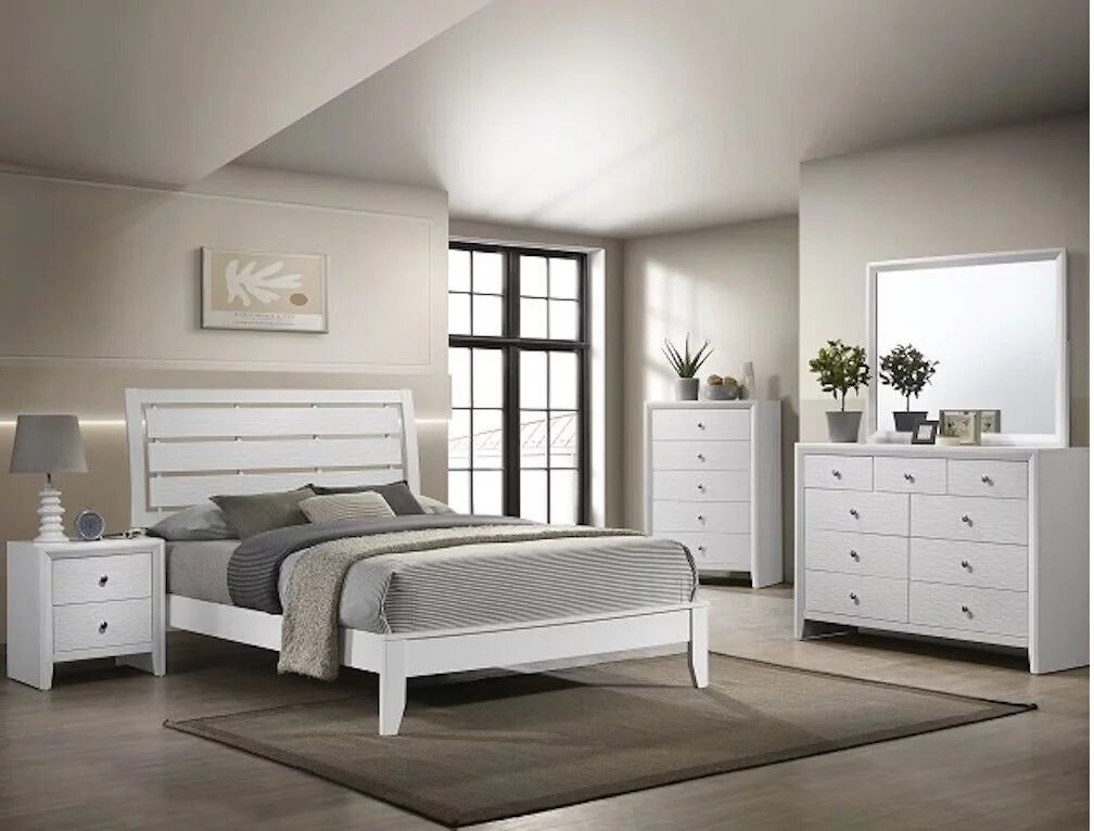 White Full Size Wood Panel Bed Set Z1414