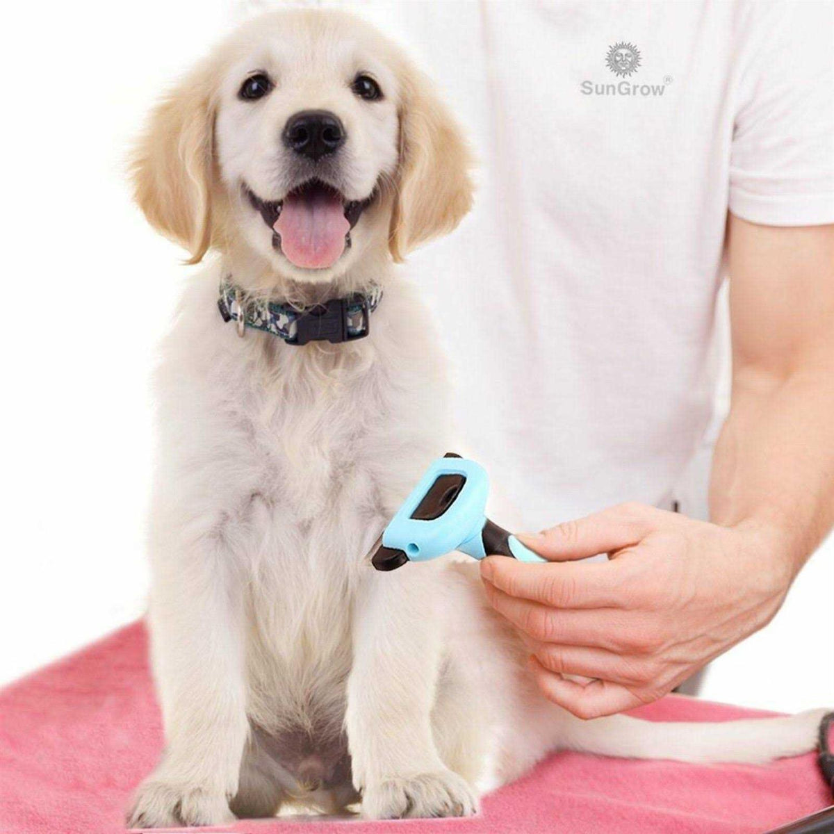 Rabbit & Ferret Deshedding Brush R74966