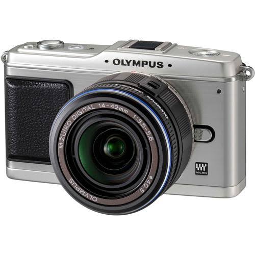 Silver Digital Camera with 14-42mm Lens B82894