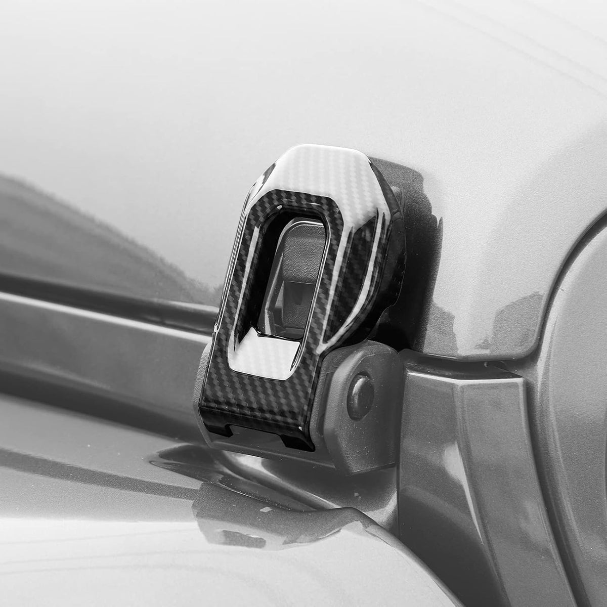 Carbon Fiber Hood Latch Cover Accessories for Jeep Wrangler JL Gladiator JT 2018-2021 (2 PCS) L1511