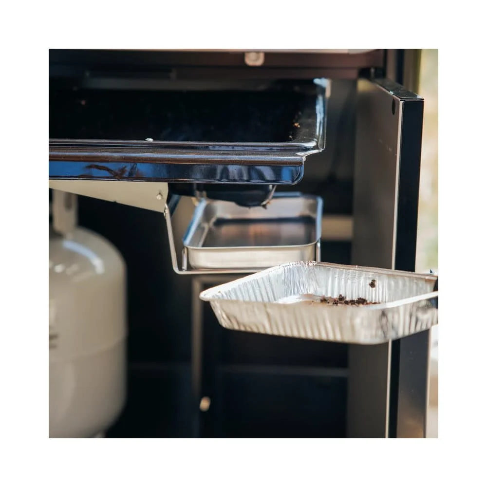 4-Burner Natural Gas Grill in Stainless Steel with Side Burner E3211