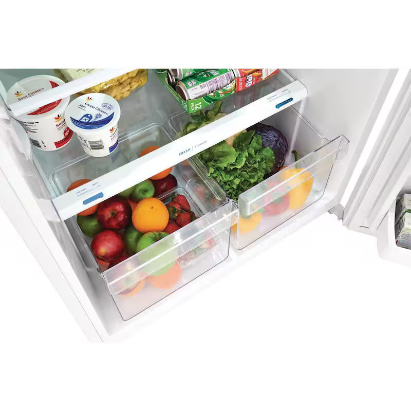 White 17.6 cu. ft. Top Freezer Refrigerator Z9583