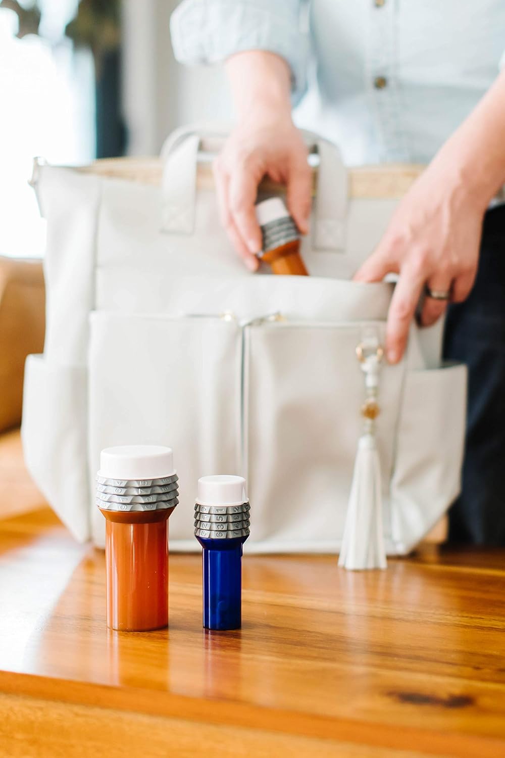 Locking Pill Bottle 10 Pack C731
