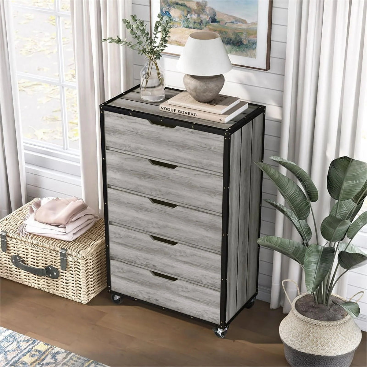 Wood 5-Drawer Dresser I150049