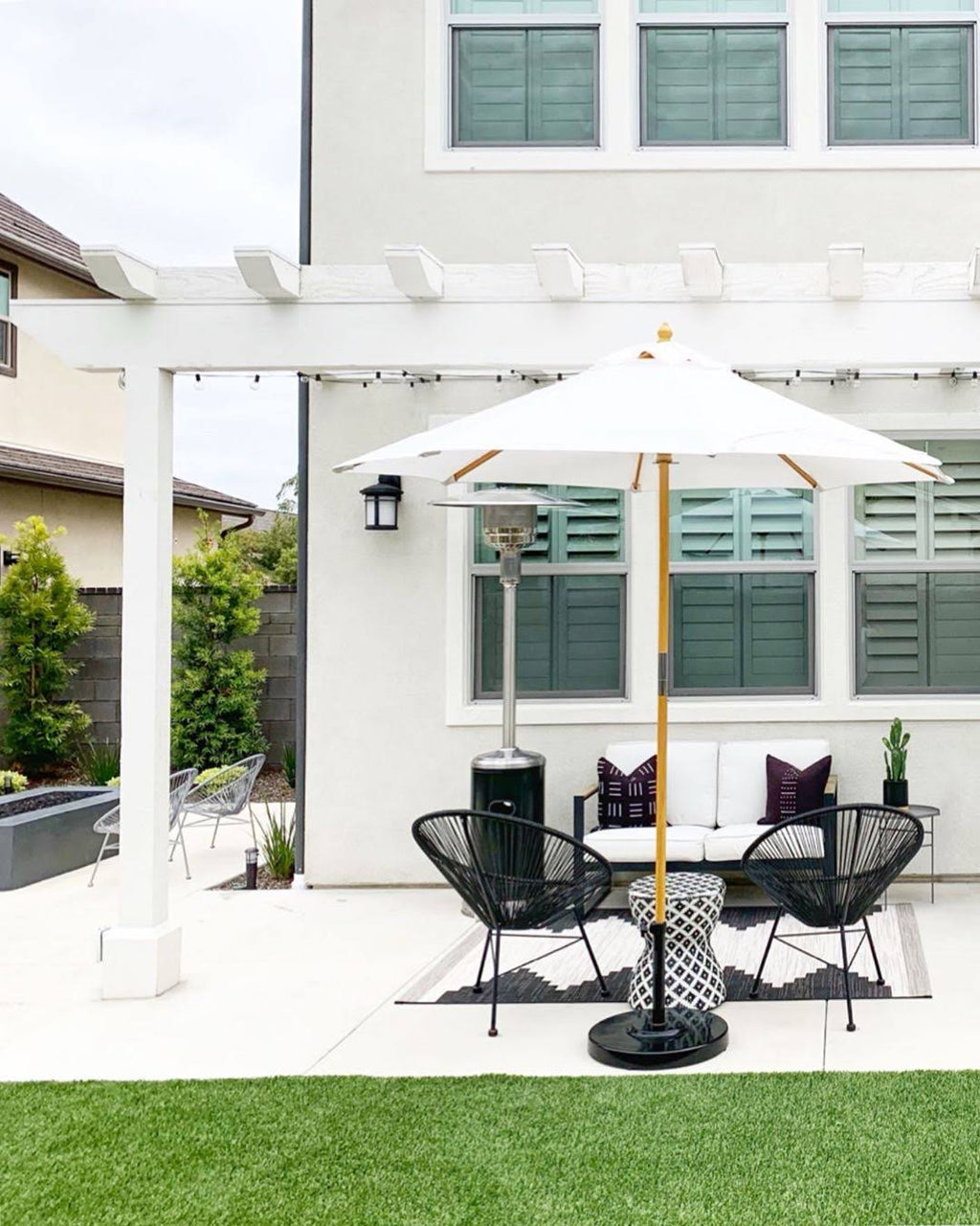 7.5 ft Octagon Cafe Bistro Umbrella I116294