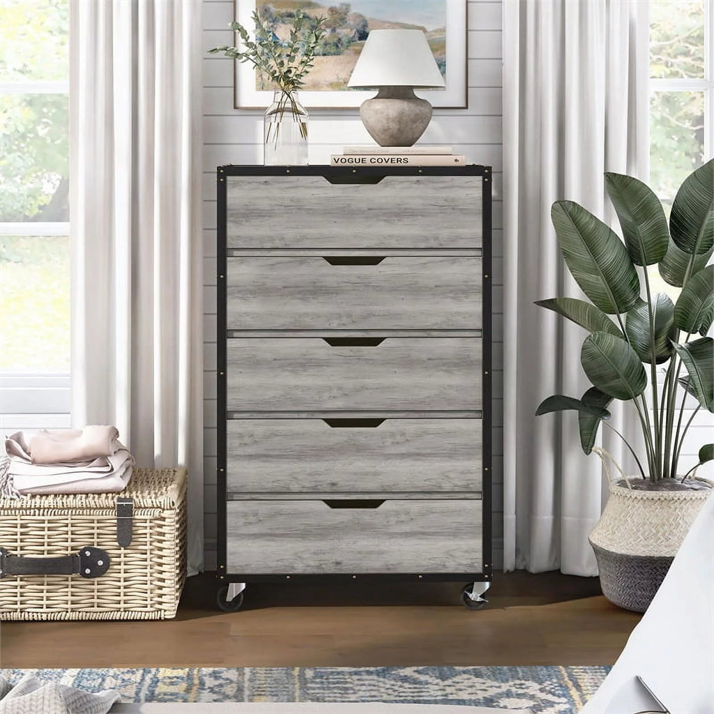 Wood 5-Drawer Dresser I150049