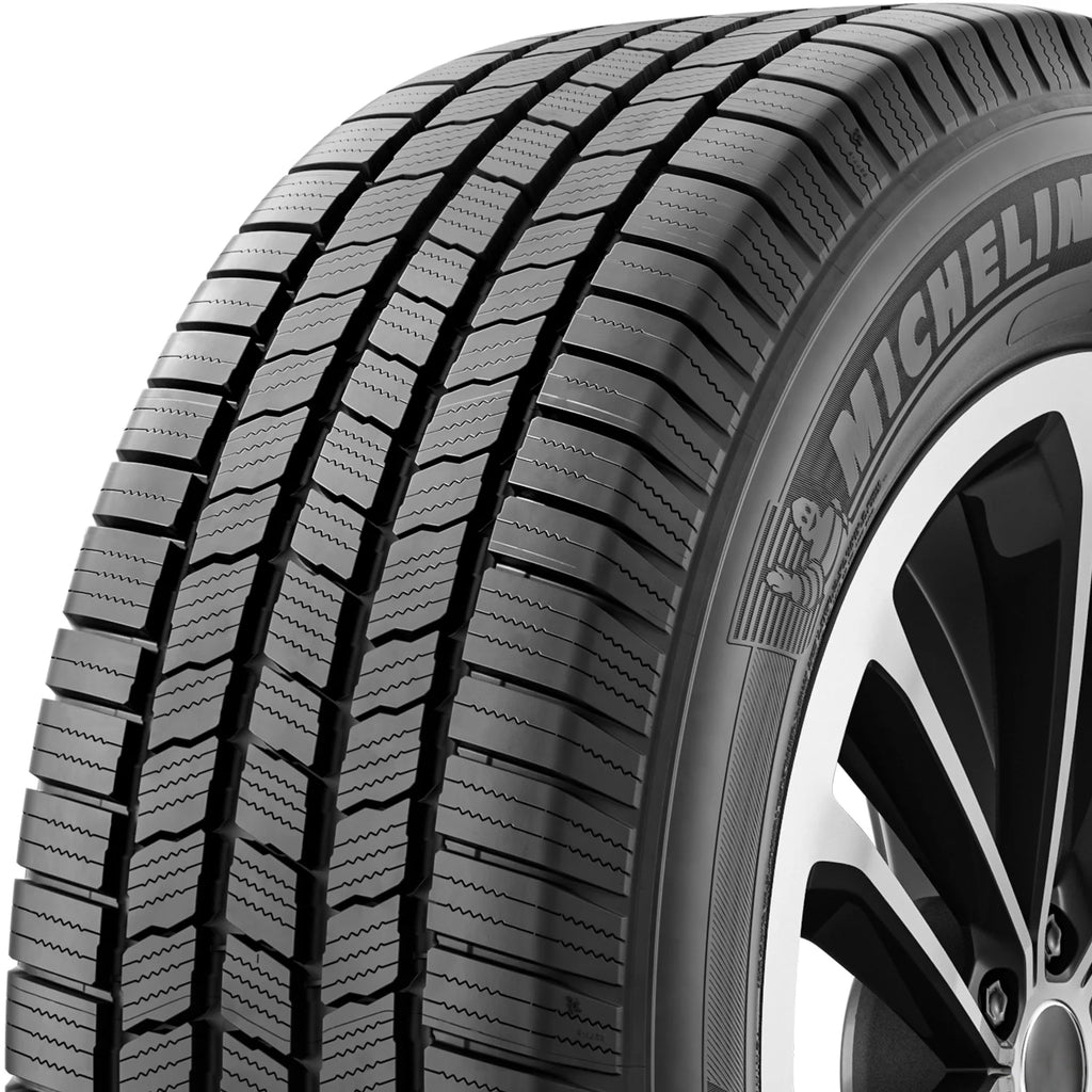 All Season 305/45R22 Light Truck Tire V6987