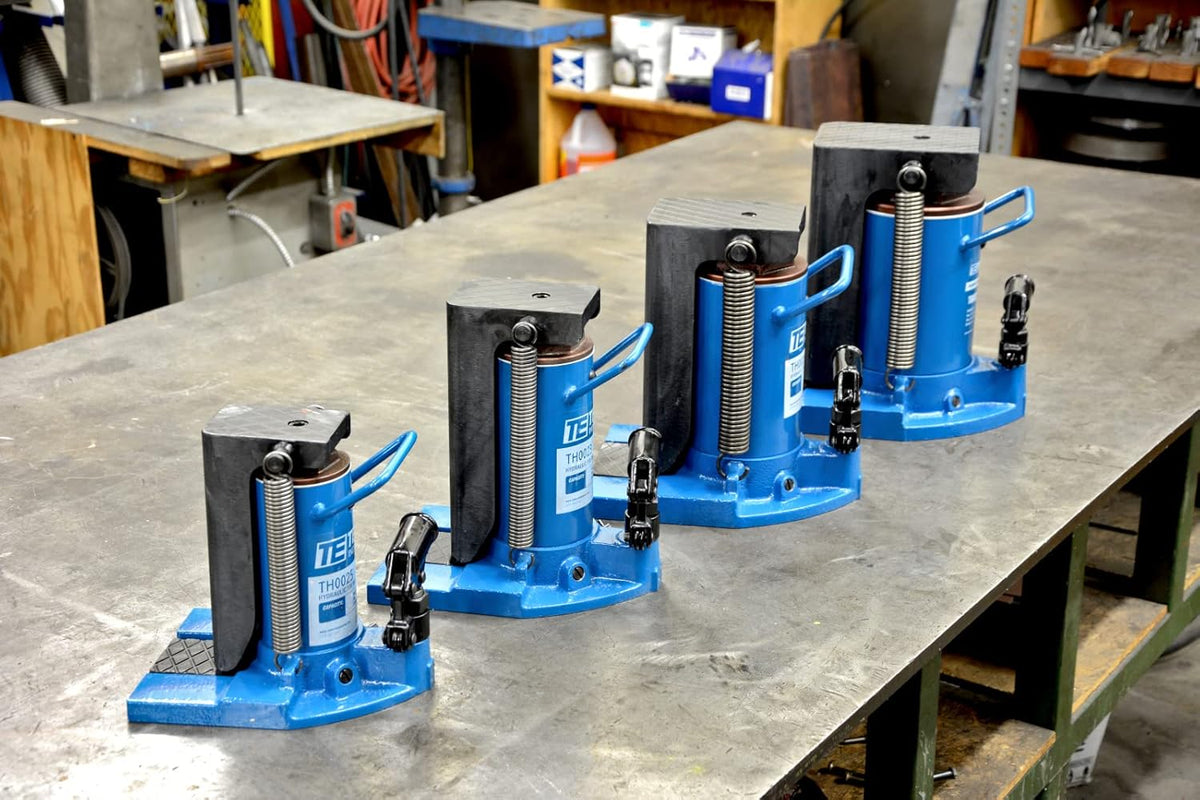 Hydraulic Toe Jack 2.5 Ton Lift Capacity R77390