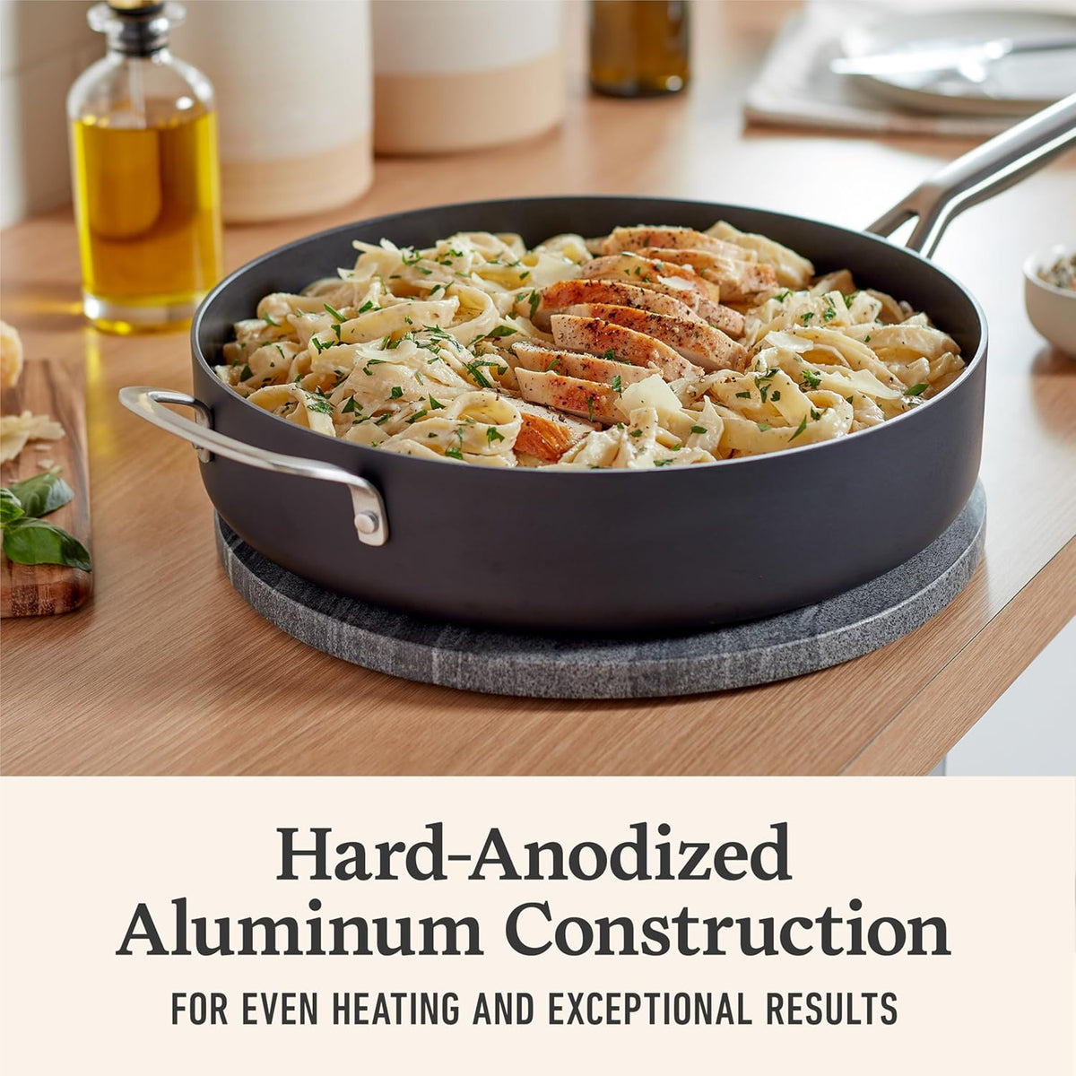 Hard-Anodized Nonstick 5-Qt Sauté Pan with Lid M830438