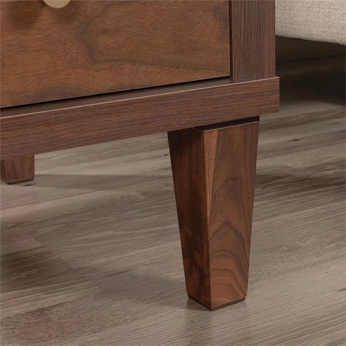 Engineered Wood Recliner Table in Grand Walnut V164351
