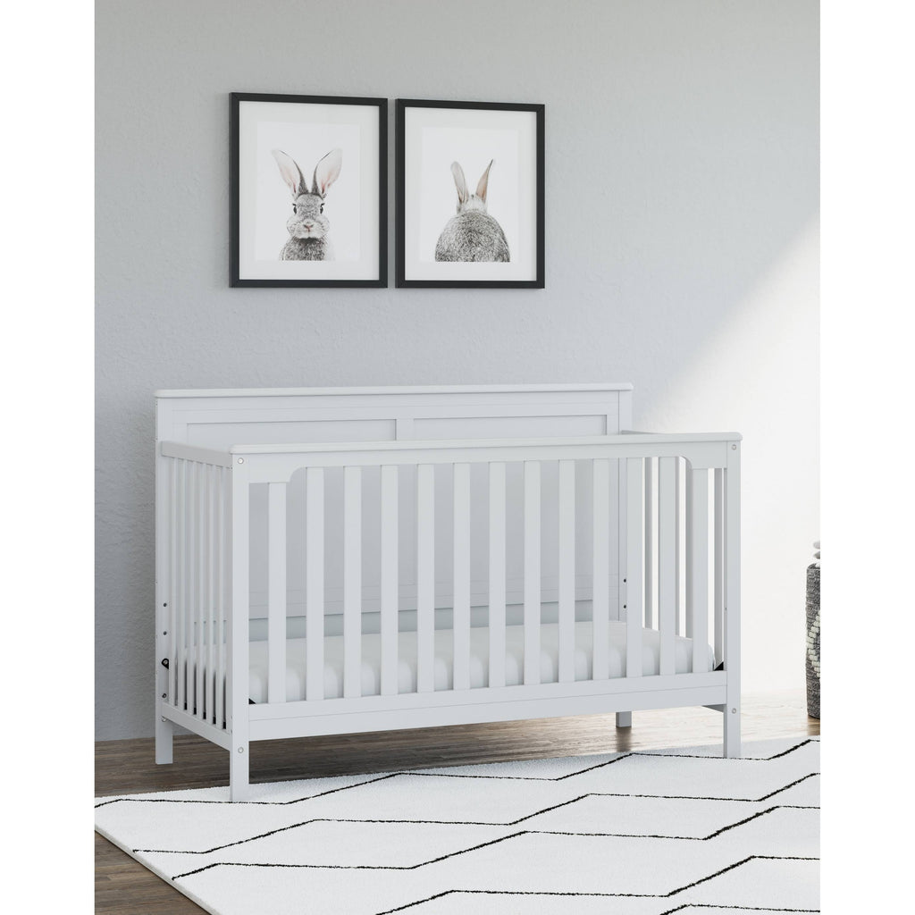 White 4-in-1 Convertible Crib Q963943