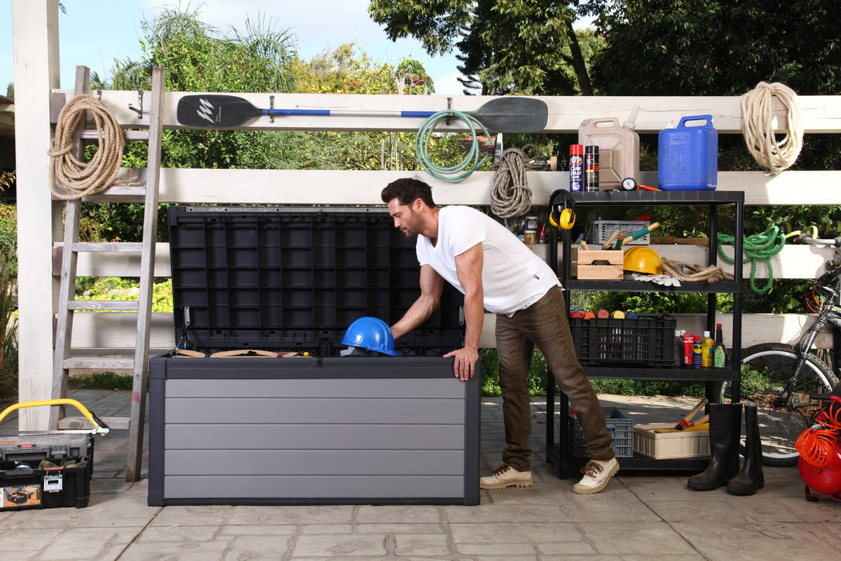150 Gallon Wood and Resin Deck Box M251