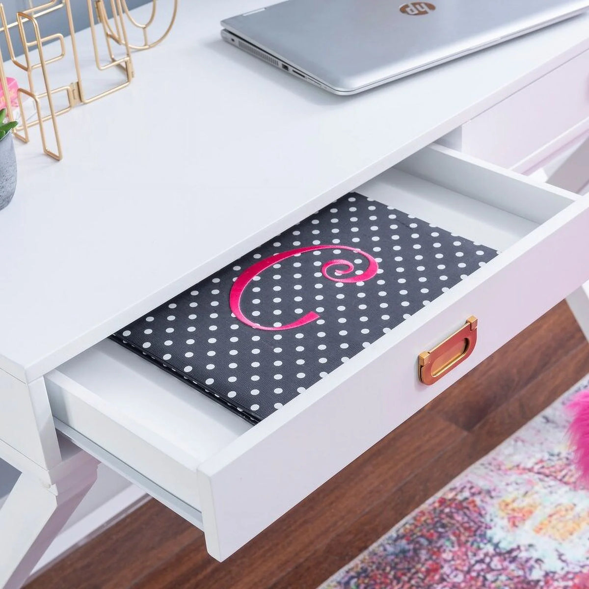 White Writing Desk G4587