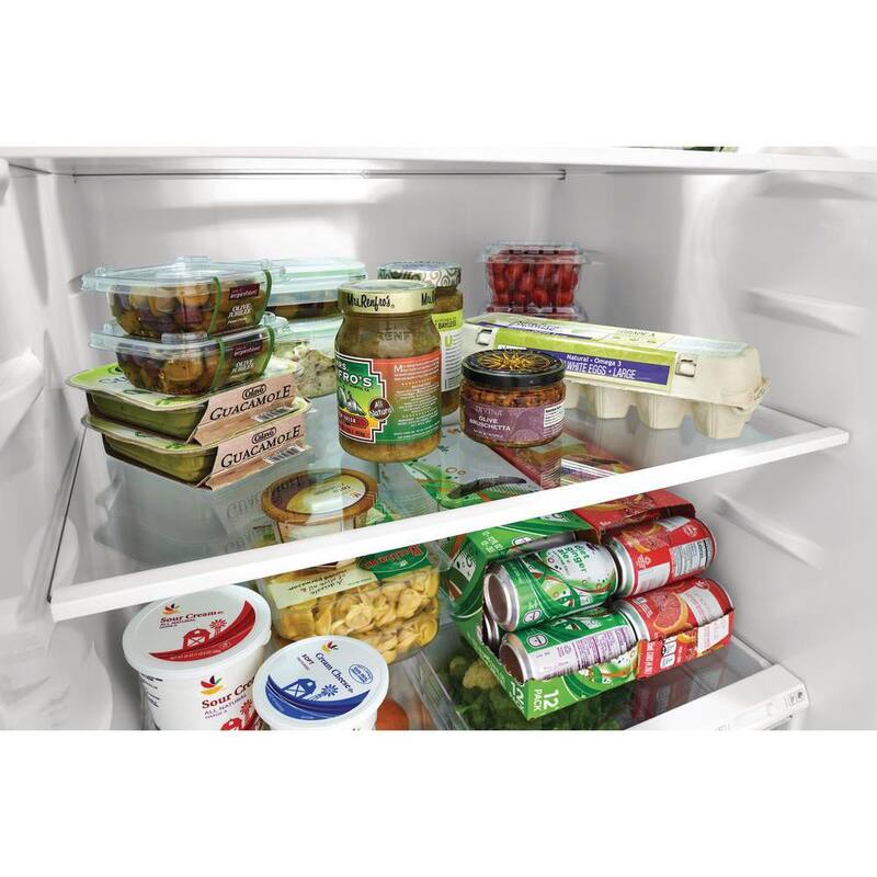 White 17.6 cu. ft. Top Freezer Refrigerator Z9583