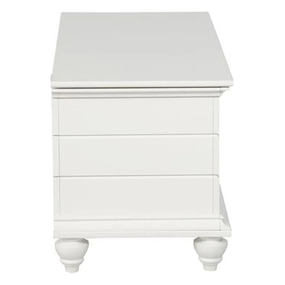 White Wood Cedar Chest V4945