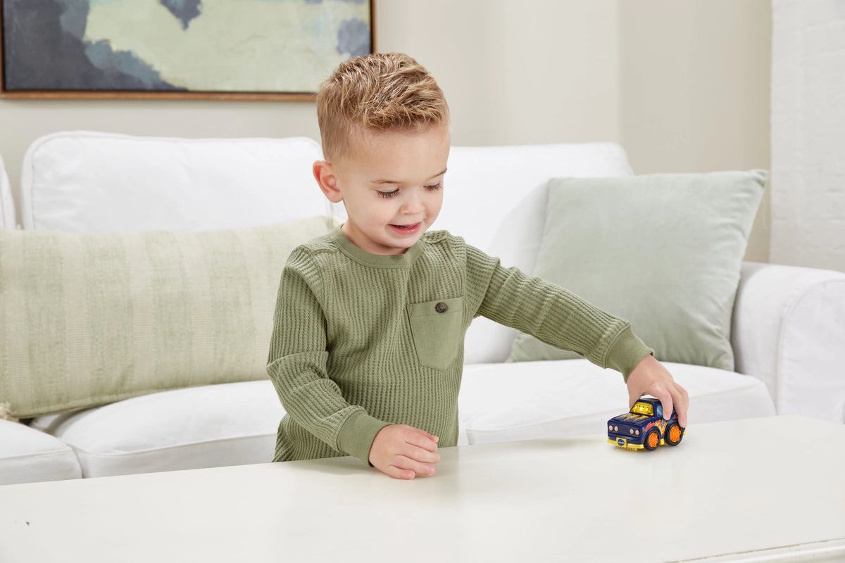 Go! Go! Smart Wheels Revved Up Race Car Toy Car B412