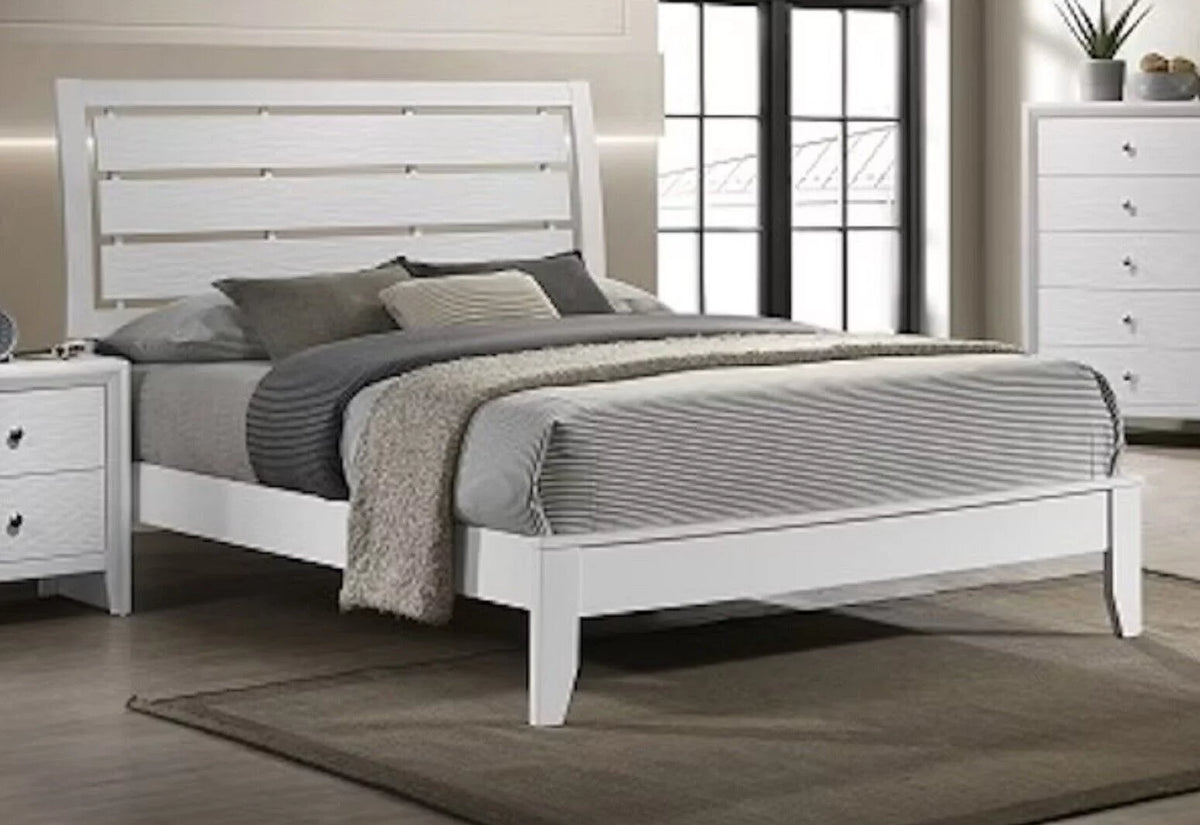 White Full Size Wood Panel Bed Set Z1414