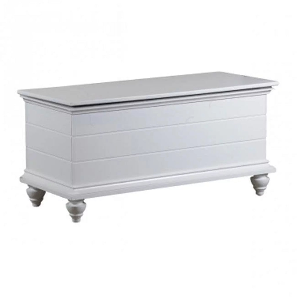White Wood Cedar Chest V4945