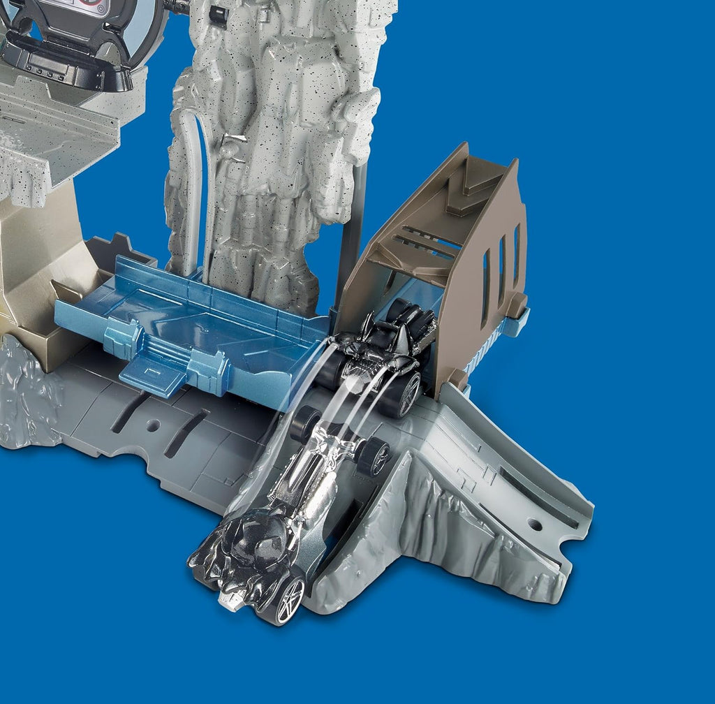 Batcave Playset N756